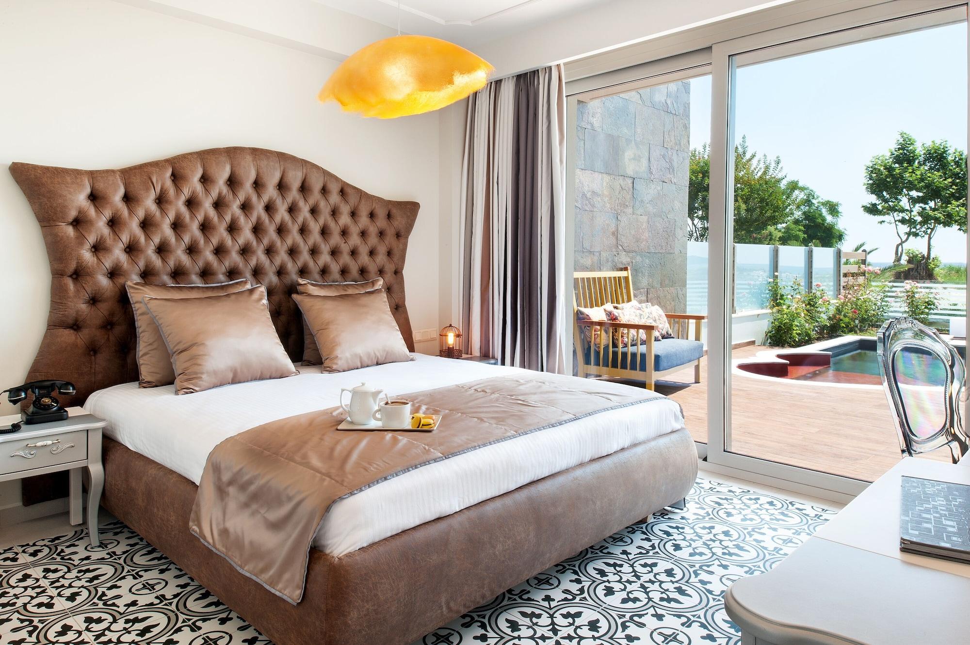 Alexandra Golden Boutique Hotel-Adults Only خْريسيا أموذيا المظهر الخارجي الصورة