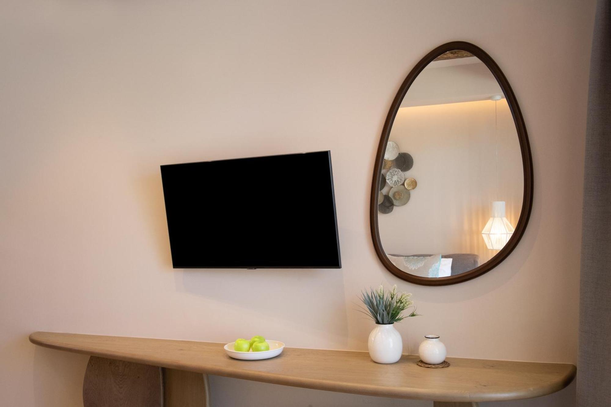 Alexandra Golden Boutique Hotel-Adults Only خْريسيا أموذيا المظهر الخارجي الصورة